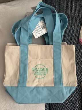 Canvas Tote Bag in Light Blue and Cream